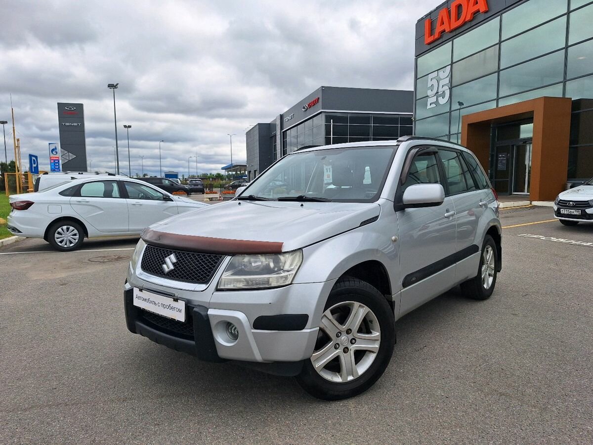 Открыть фотографии: Suzuki Grand Vitara II