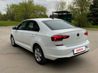 2021 Volkswagen Polo VI, белый, 1135000 рублей, вид 4