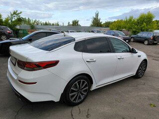 2018 Kia Optima IV Рестайлинг, белый, 1900000 рублей, вид 4