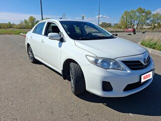 2012 Toyota Corolla X (E140, E150) Рестайлинг, белый, 1150000 рублей, вид 2