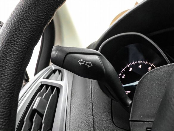 2012 Ford Focus III, серебристый, 999000 рублей - вид 12