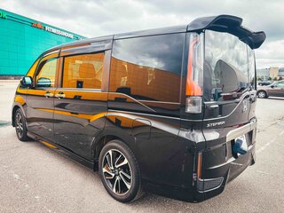 2016 Honda Stepwgn Spada V, чёрный, 1800000 рублей, вид 5