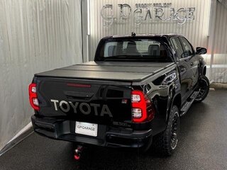2024 Toyota Hilux VIII Рестайлинг 2, чёрный, 4300000 рублей, вид 2
