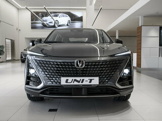 2025 Changan UNI-T I, серый, 3459900 рублей, вид 2