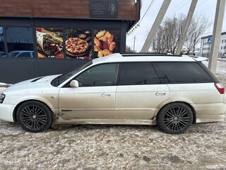 2002 Subaru Legacy GT III, белый, 700000 рублей, вид 3