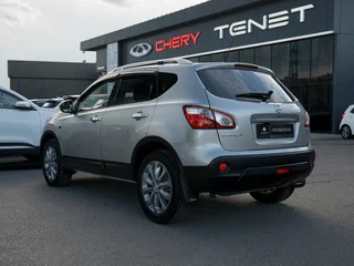 2012 Nissan Qashqai I Рестайлинг, серебристый, 815000 рублей, вид 4