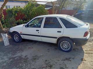 1998 Ford Escort V Рестайлинг 2, белый, 80000 рублей, вид 1