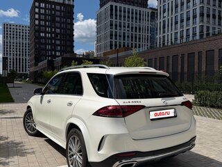 2021 Mercedes-Benz GLE 400 d II (V167), белый, 5950000 рублей, вид 3