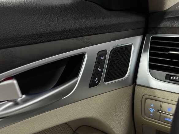 2015 Hyundai Genesis II, белый, 1650000 рублей - вид 25