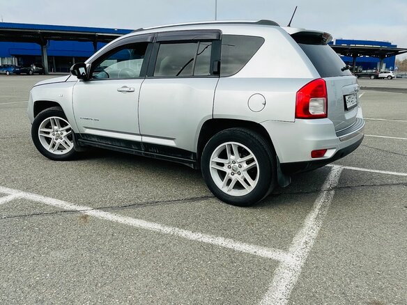 2012 Jeep Compass I Рестайлинг, серебристый - вид 6