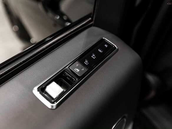 2019 Land Rover Range Rover Long IV Рестайлинг, чёрный, 9100000 рублей - вид 24