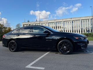 2017 Chevrolet Malibu IX, чёрный, 1200000 рублей, вид 3