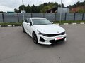 2021 Kia K5 III, белый, 1950000 рублей - вид 1