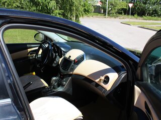 2013 Chevrolet Cruze I Рестайлинг, чёрный, 550000 рублей, вид 5