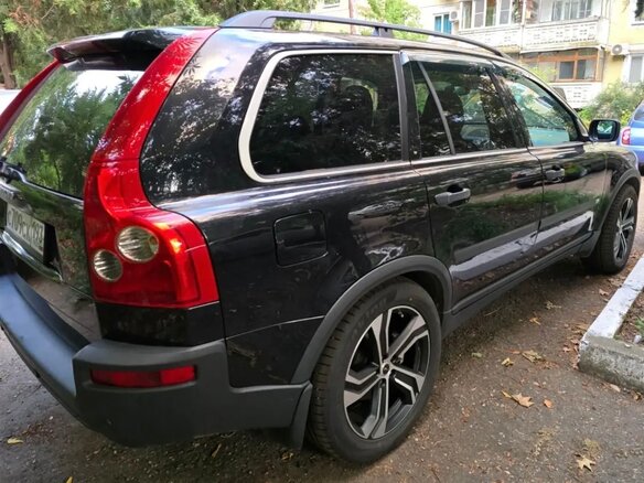 2005 Volvo XC90 I, чёрный, 900000 рублей - вид 2