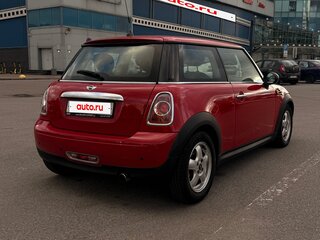 2011 Mini Hatch One II (R56) Рестайлинг, красный, 850000 рублей, вид 3