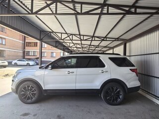 2018 Ford Explorer V Рестайлинг 2, белый, 2690000 рублей, вид 2