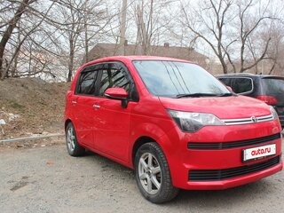 2016 Toyota Spade, красный, 850000 рублей, вид 1