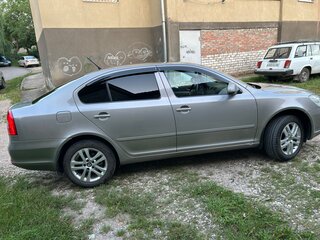 2012 Skoda Octavia II (A5) Рестайлинг, серый, 850000 рублей, вид 2