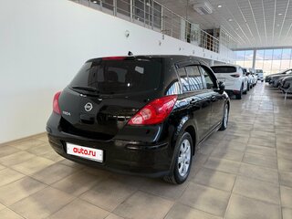 2011 Nissan Tiida I Рестайлинг, чёрный, 800000 рублей, вид 4