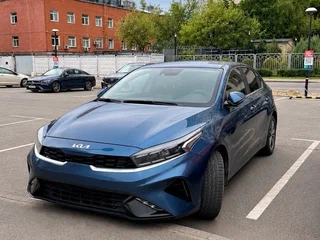 2021 Kia Cerato IV Рестайлинг, синий, 2480000 рублей, вид 2