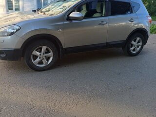 2012 Nissan Qashqai I Рестайлинг, серебристый, 999999 рублей, вид 5