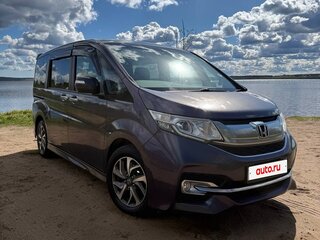 2017 Honda Stepwgn Spada V, фиолетовый, 1800000 рублей, вид 2