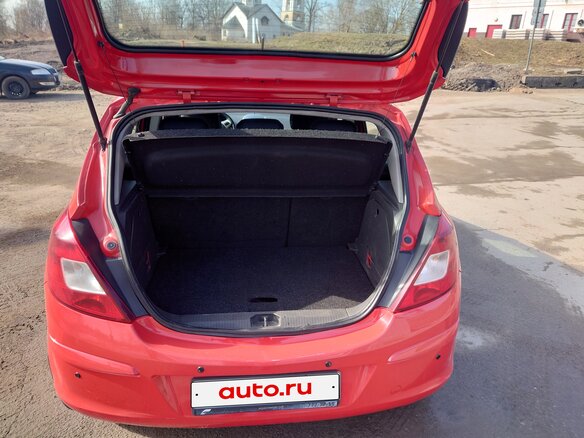 2007 Opel Corsa D, красный, 300000 рублей - вид 6