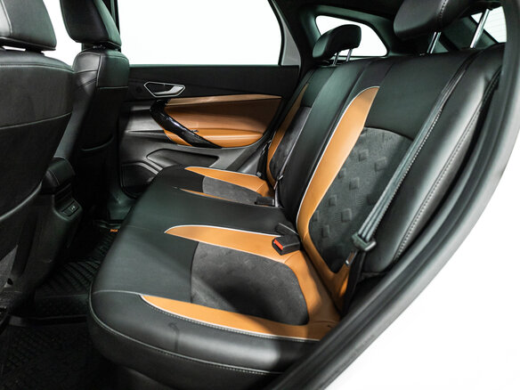 2024 Lada (ВАЗ) Vesta SW Cross I Рестайлинг (NG), белый, 1449000 рублей - вид 9
