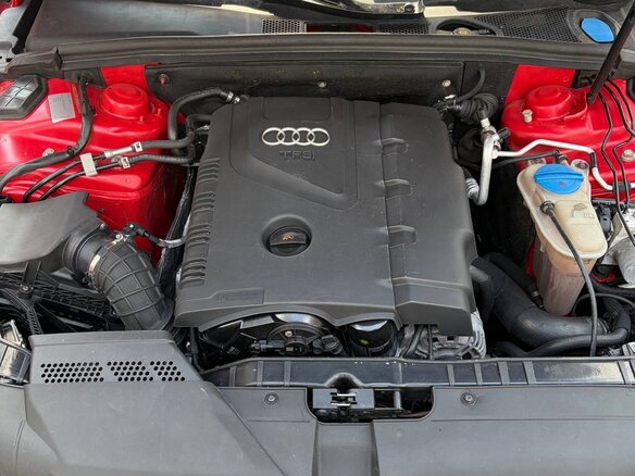 2010 Audi A4 IV (B8), красный, 950000 рублей - вид 6