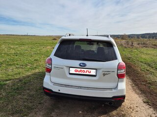 2014 Subaru Forester IV, белый, 1440000 рублей, вид 4