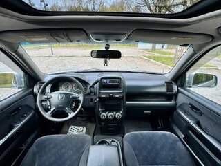 2004 Honda CR-V II Рестайлинг, серебристый, 700000 рублей, вид 3