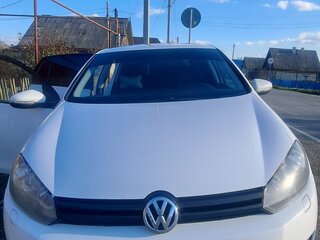 2012 Volkswagen Golf VI, белый, 900000 рублей, вид 1