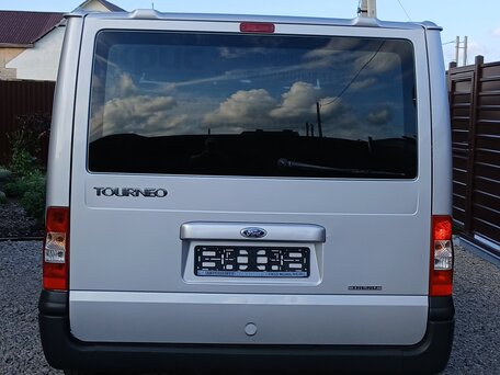 2012 Ford Tourneo, серебристый, 1490000 рублей, вид 4