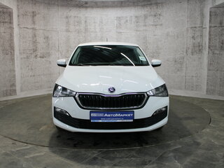 2022 Skoda Rapid II, белый, 1684000 рублей, вид 2