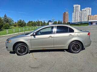 2007 Mitsubishi Lancer X, бежевый, 570000 рублей, вид 3