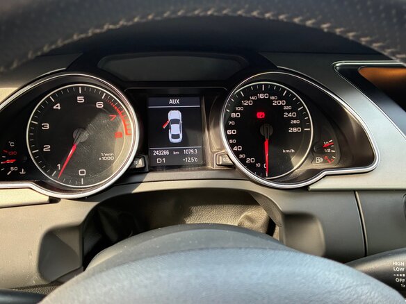 2009 Audi A5 I (8T), синий, 1600000 рублей - вид 11