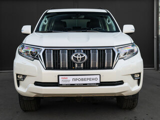 2018 Toyota Land Cruiser Prado 150 Series Рестайлинг 2, белый, 5300000 рублей, вид 2