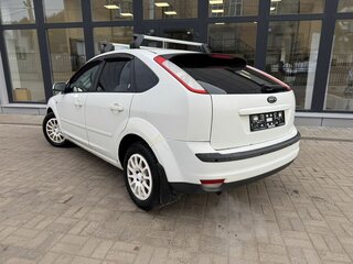 2006 Ford Focus II, белый, 320000 рублей, вид 2