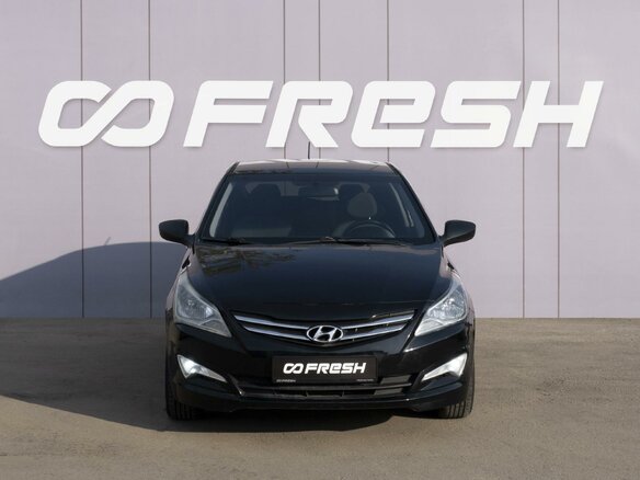 2014 Hyundai Solaris I Рестайлинг, чёрный - вид 2