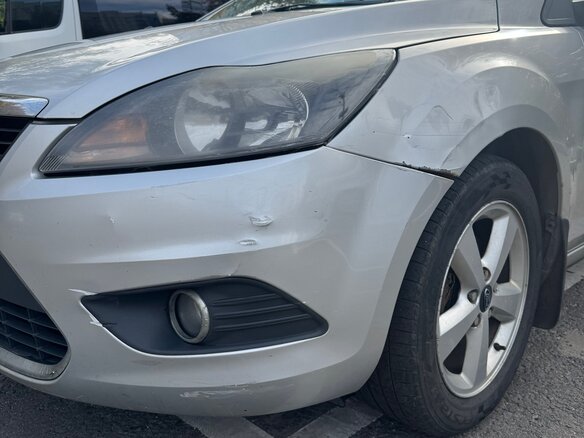 2010 Ford Focus II Рестайлинг, серебристый, 510000 рублей - вид 13