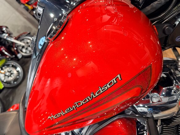 2017 Harley-Davidson Road King, красный, 1899000 рублей - вид 18