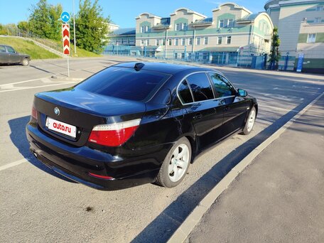 2007 BMW 5 серии 520d V (E60/E61) Рестайлинг, чёрный, 930000 рублей, вид 4