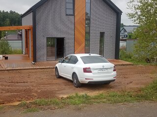2015 Skoda Octavia III (A7), белый, 700000 рублей, вид 5