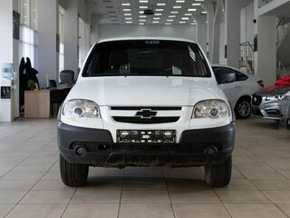 2014 Chevrolet Niva I Рестайлинг, белый, 500000 рублей, вид 2