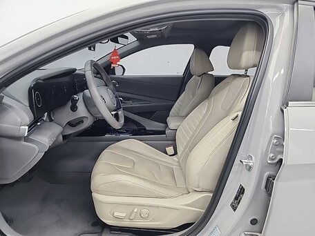 2023 Hyundai Avante VII, серебристый, 1814000 рублей, вид 5