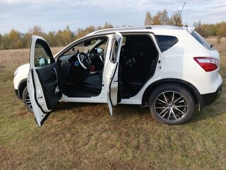 2010 Nissan Qashqai I Рестайлинг, белый, 1000000 рублей, вид 3