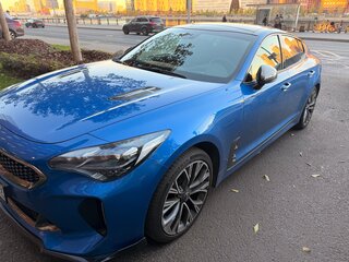 2018 Kia Stinger I, синий, 3000000 рублей, вид 3