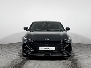 2024 Changan UNI-V I, чёрный, 2150000 рублей, вид 2