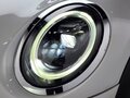 2022 Mini Hatch Cooper III (F55/F56) Рестайлинг 2, белый, 2051000 рублей - вид 9